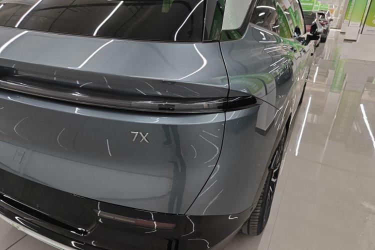 Used Zeekr 7X 2025 100kWh Long-Range All-Wheel Drive Intelligent Driving Version
