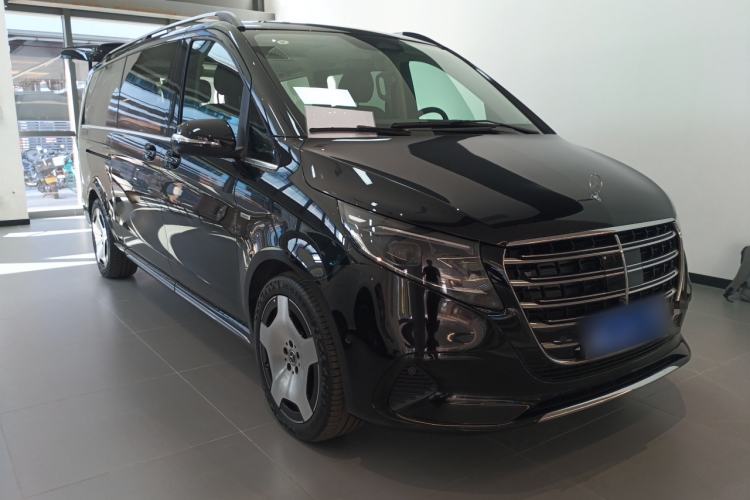 Used Mercedes-Benz V-Class 2024 V 300 L Long Wheelbase Luxury Edition
