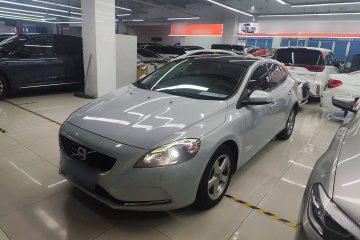 Used Volvo V40 2016 T3 Zhiyi Edition
