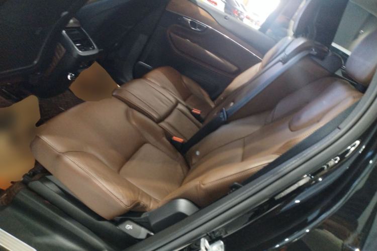 Used Volvo XC90 2020 Facelifted T6 Zhiyi Luxury 7-Seater
