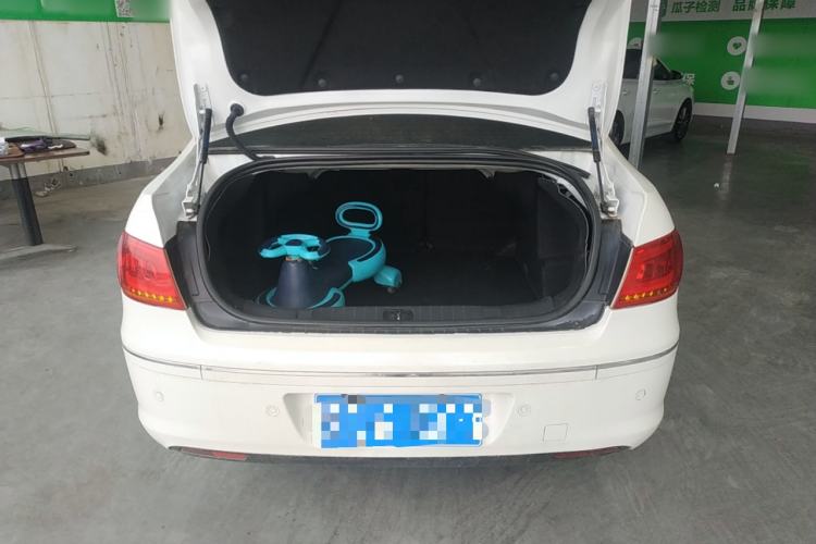 Used Peugeot 408 2013 2.0L Automatic Comfort Edition
