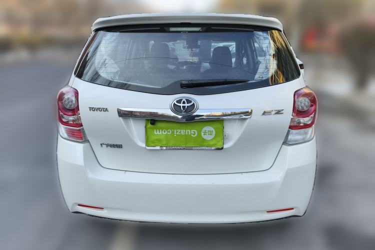 Used Toyota Verso 2014 Starlight 180E CVT Elite Edition
