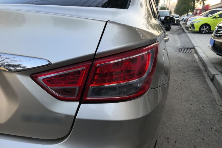 Used Haima Fumei 2014 M5 1.6L Manual Fashion Edition
