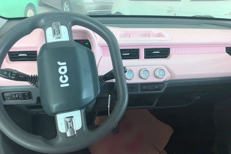 Used Chery QQ Ice Cream 2022 170km Sundae Phosphate Lithium-Ion
