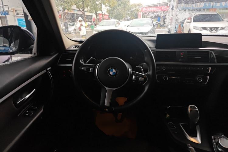 Used BMW 3 Series 2018 320Li Leading Model M Sport Package