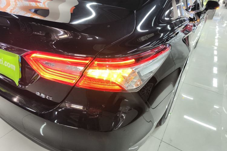 Used Toyota Camry 2018 2.5G Luxury Edition
