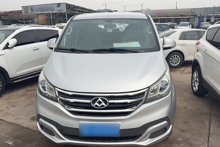 Used SAIC MAXUS G10 2015 2.0T Automatic Anniversary Edition
