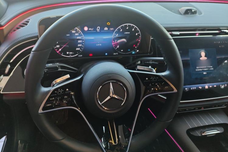 Used Mercedes-Benz E-Class 2024 Facelift E 300 L Luxury Edition
