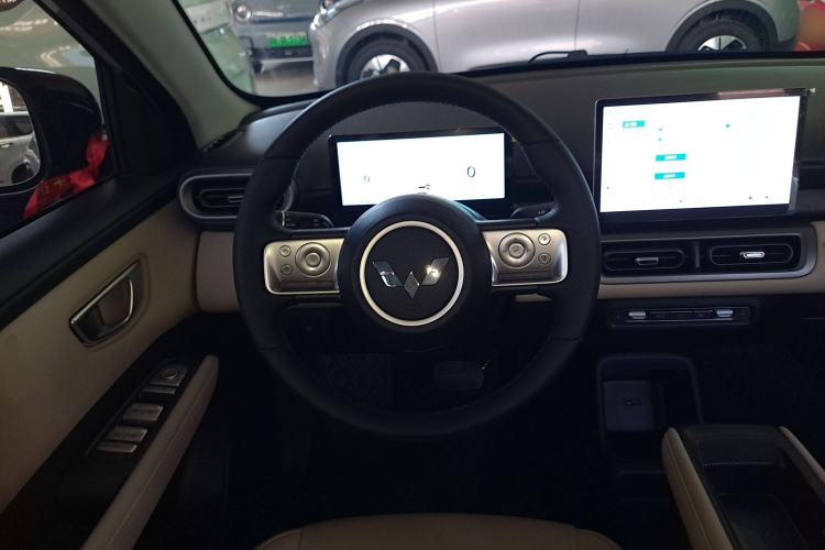 Used Wuling Bingo PLUS 2024 401 km Range 5-Seater Version
