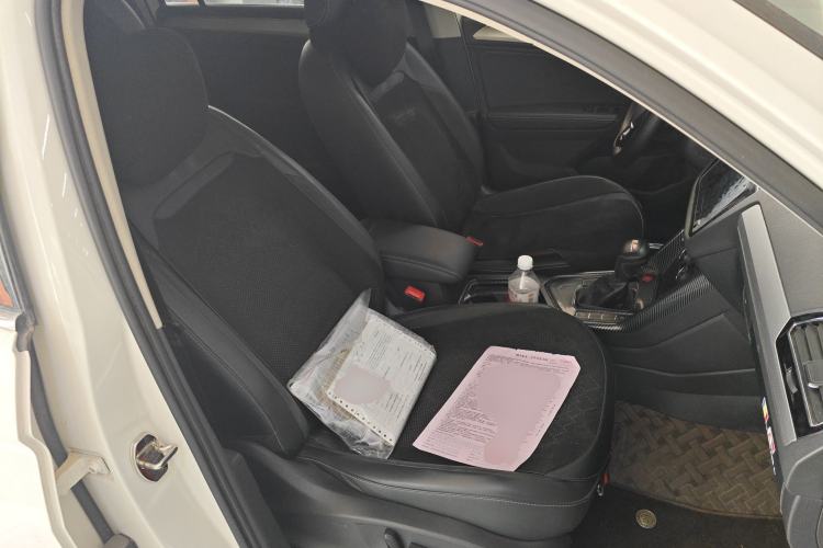 Used Volkswagen Tiguan L 2021 330TSI Automatic Two-Wheel Drive Smart Edition
