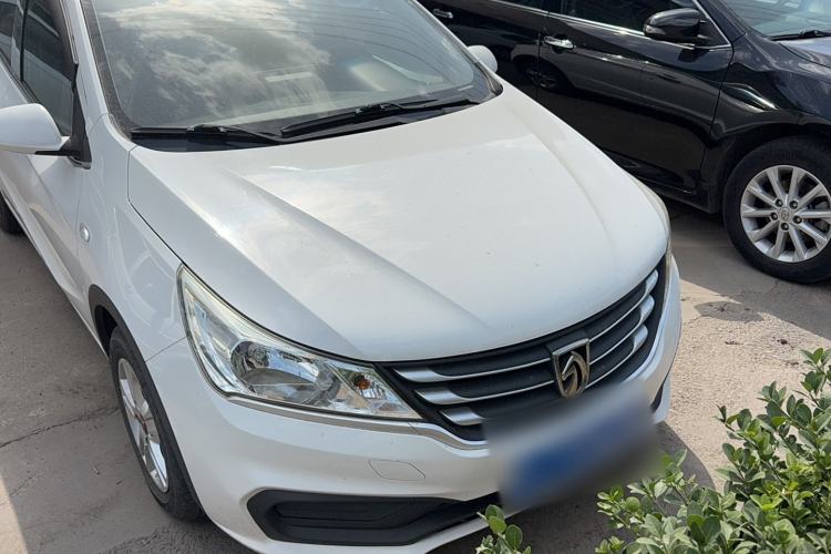 Used Baojun 310 2016 1.2L manual Comfort trim level
