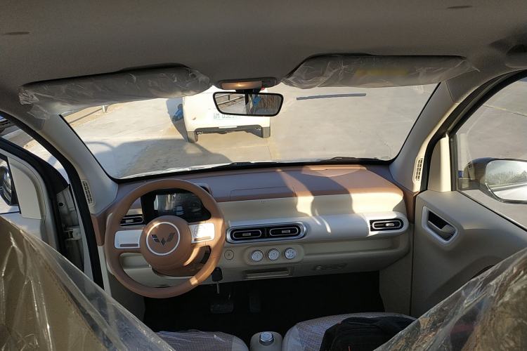 Used Wuling Hongguang MINIEV 2024 3rd Generation 215km Youth Edition
