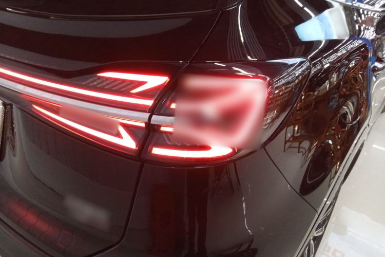 Used Hongqi HS5 2023 2.0T Four-Wheel Drive Flagship Pro Edition
