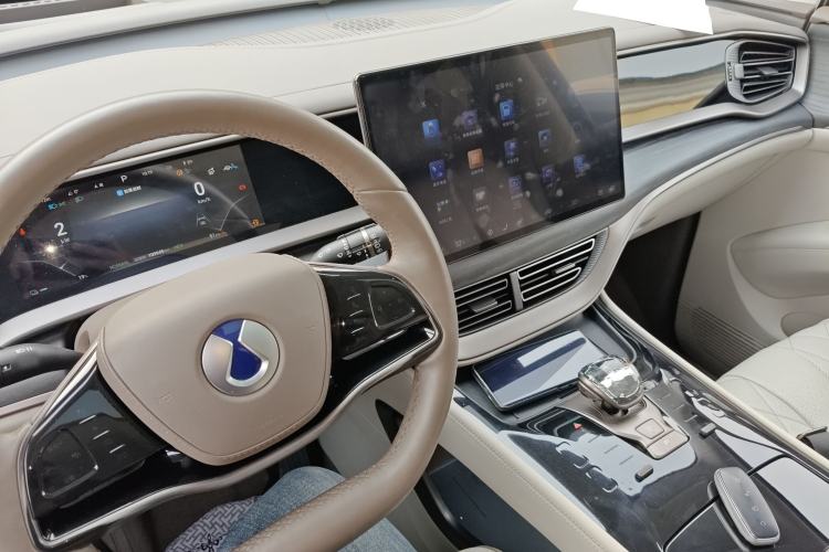 Used Denza D9 2022 DM-i 970 Four-Wheel Drive Flagship Model