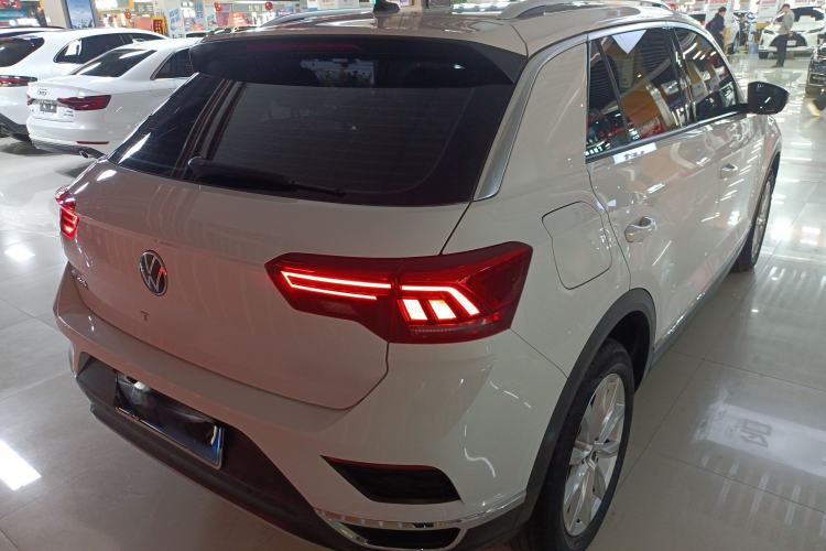 Used Volkswagen T-ROC 2021 280TSI DSG Two-Wheel Drive Elite Connect Edition
