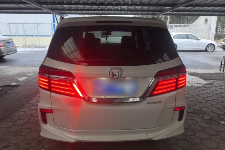 Used Honda Elysion 2016 2.4L Style Edition