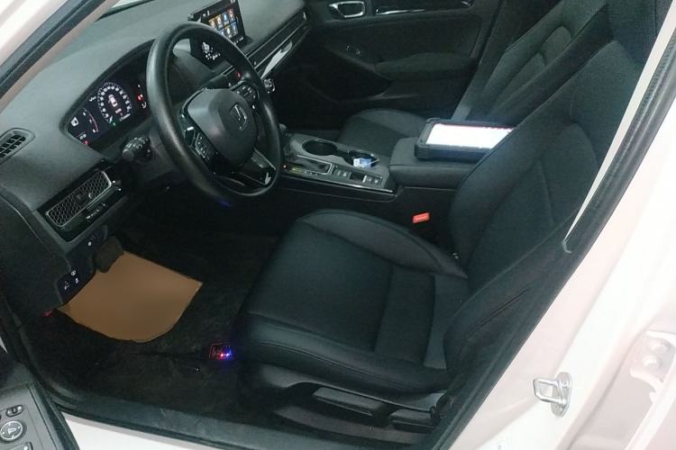 Used Honda Civic 2022 240TURBO CVT Dynamic Edition
