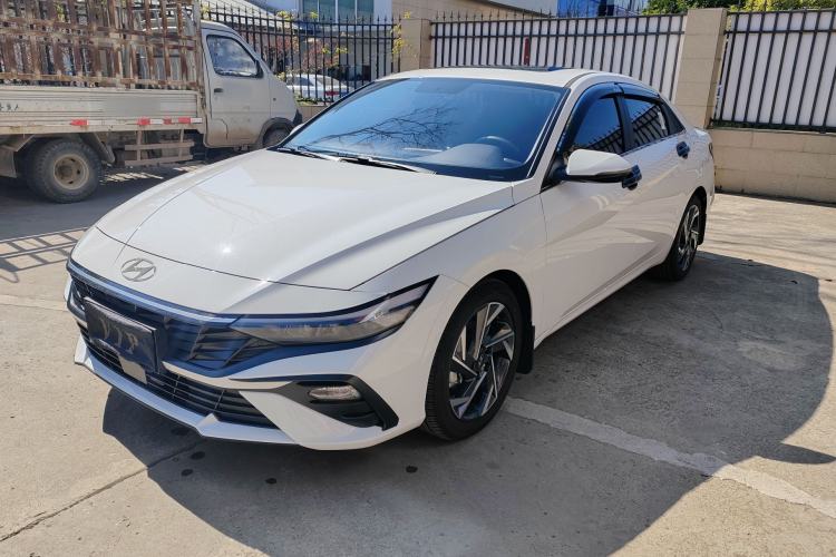 Used Hyundai Elantra 2023 1.5L CVT GLX Elite Edition
