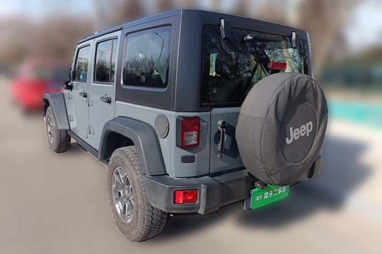 Used  Wrangler 2015 3.6L Rubicon Four-Door Comfort Edition
