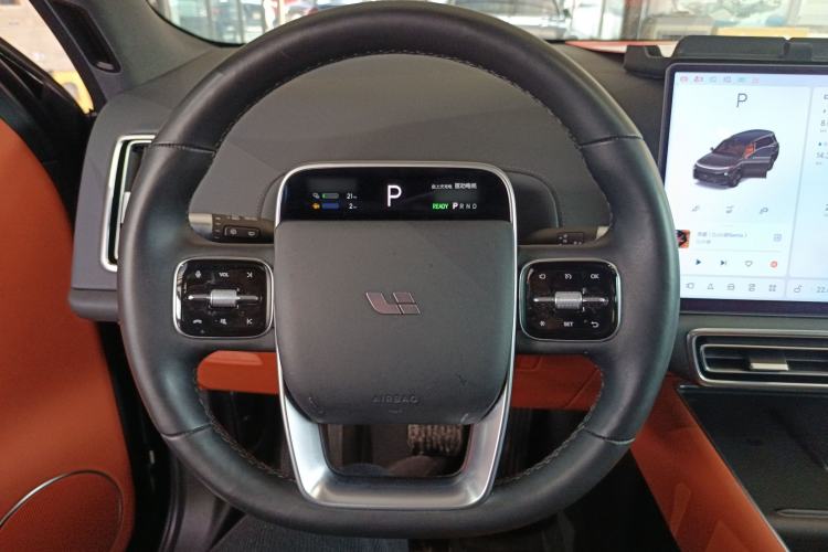 Used Li Auto L9 2022 Max model
