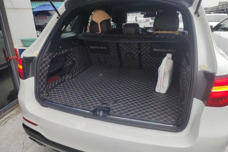 Used Mercedes-Benz GLC 2017 GLC 260 4MATIC Luxury Model
