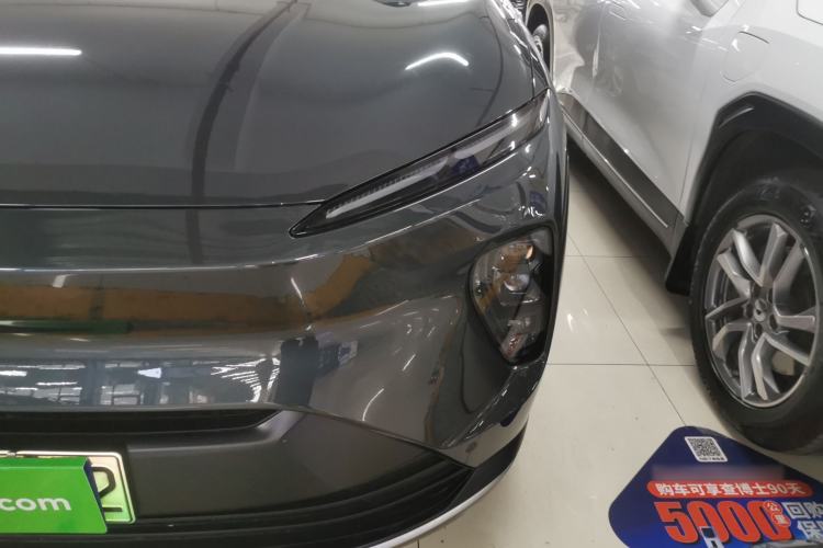 Used Nio ES8 2023 100kWh Signature Edition
