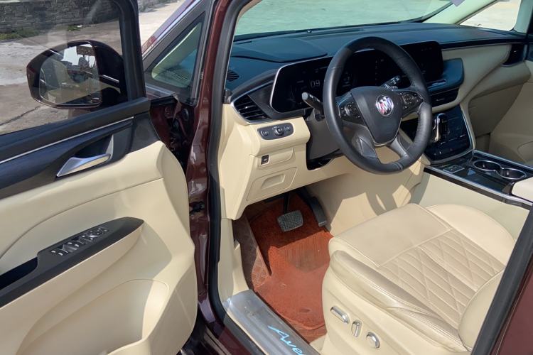 Used Buick GL8 2022 ES Land Cruiser 653T Luxury Model
