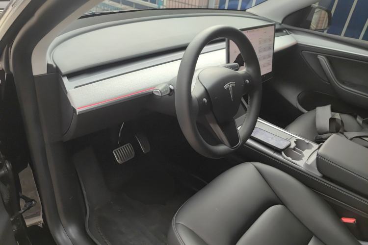 Used Tesla Model Y 2023 Rear-Wheel-Drive Version