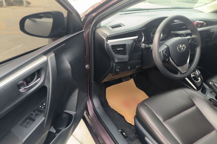 Used Toyota Levin 2017 Revised Dual-Engine 1.8H GS E-CVT Elite Sunroof Version China V Standard
