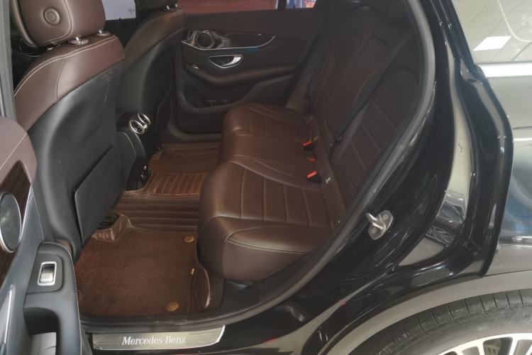 Used Mercedes-Benz GLC 2019 GLC 260 L 4MATIC Dynamic Model
