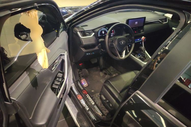 Used Toyota RAV4 2024 2.0L CVT Two-Wheel Drive Fashion Edition