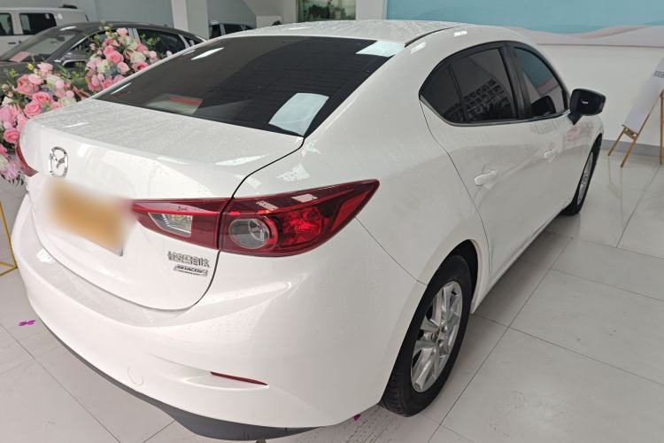 Used Mazda Mazda 3 Axela 2016 Sedan 1.5L Automatic Comfort Model
