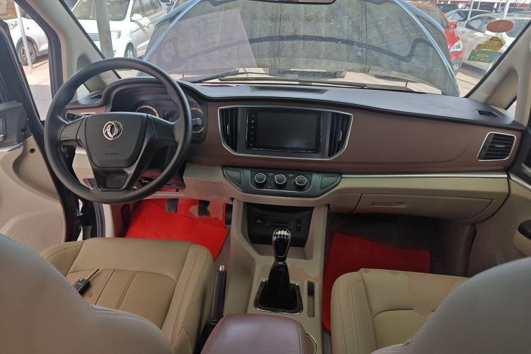 Used FORTHING Lingzhi 2018 M5L 1.6L 7-Seater Luxury Model