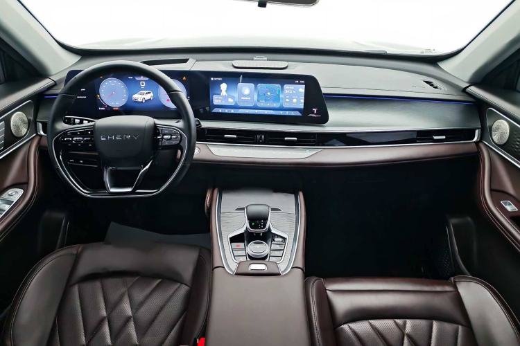 Used Chery Tiggo 8 PRO 2024 Champion Edition 390T Two-Wheel Drive Aoshi Version 7 Seats
