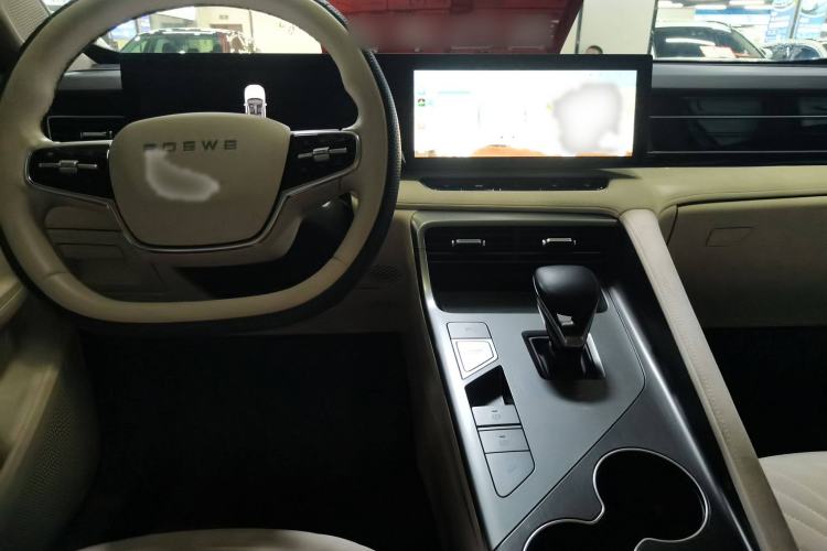 Used Roewe D5X DMH 2024 135 Tech Edition
