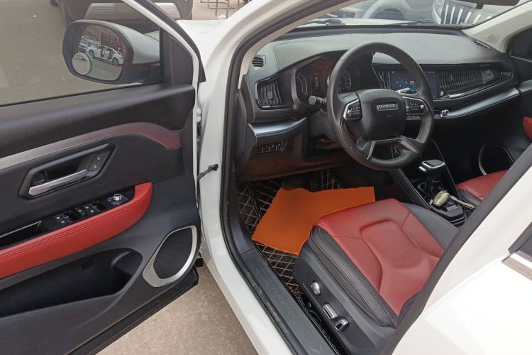 Used Haval H2s 2018 Blue Label 1.5T Dual-Clutch ZhiShang Model
