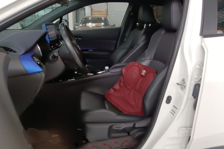 Used Toyota IZOA 2018 2.0L Yichi Edition China V Standard