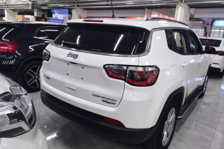 Used  Compass 2017 200T Automatic Family Edition
