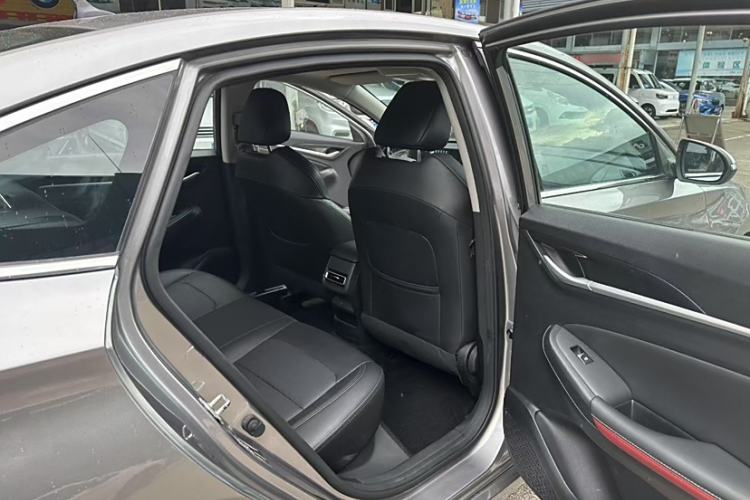 Used Changan Eado 2020 PLUS Blue Whale NE 1.4T GDI DCT Prestige Model
