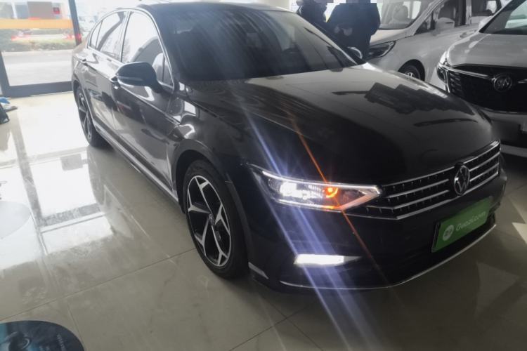 Used Volkswagen Magotan 2023 2 Million Units Commemorative Edition 330TSI DSG Luxury Version
