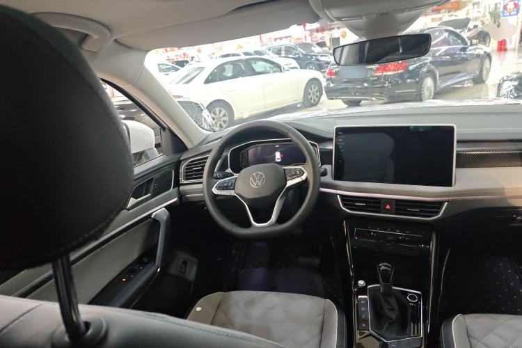 Used Volkswagen Tayron 2023 330TSI Two-Wheel-Drive Luxury Plus Advanced Version