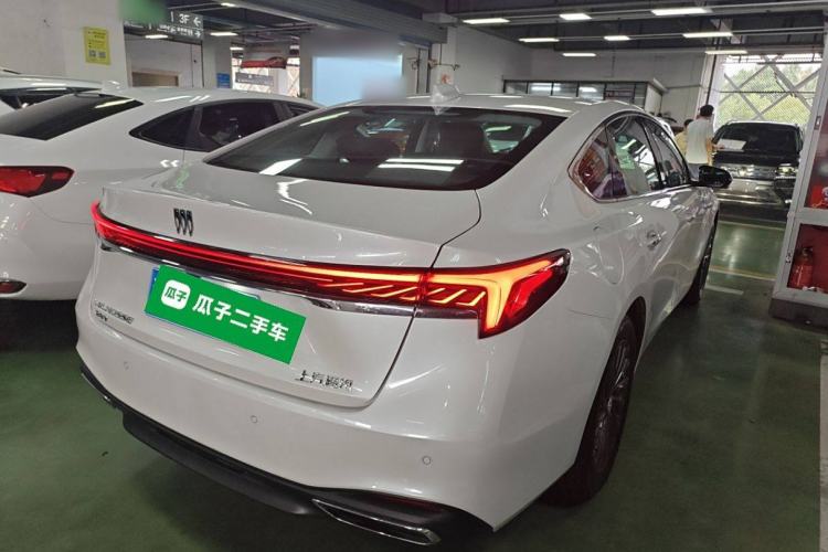 Used Buick LaCrosse 2025 28T Platinum Edition
