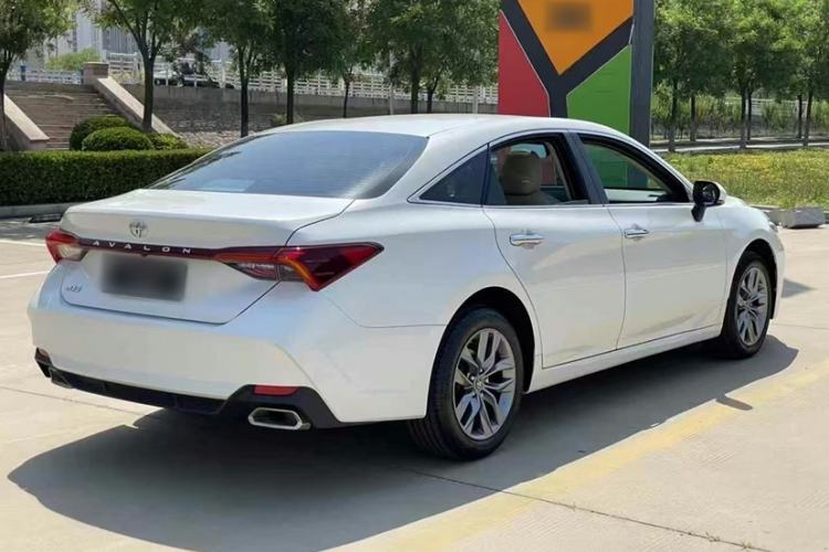 Used Toyota Avalon 2019 2.0L Luxury Edition China VI Standard
