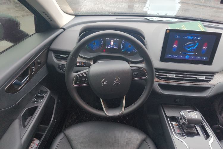 Used Hongqi E-QM5 2022 431 km Charge & Enjoy Edition