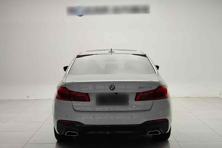 Used BMW 5 Series 2018 Restyled 530Li Leading Edition M Sport Package
