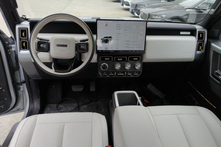 Used  V23 2025 401 Two-Wheel Drive Intelligent Driving Version