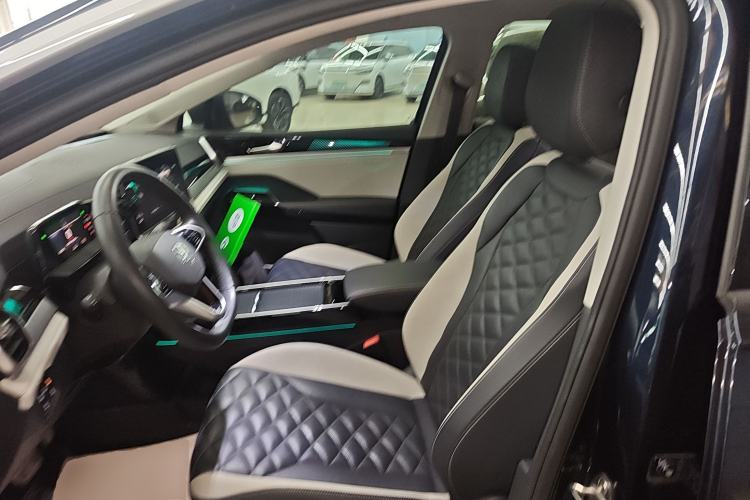 Used Volkswagen ID.6 CROZZ 2021 Long-Range PRO Edition
