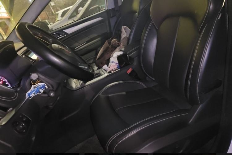 Used Roewe RX5 2018 20T Two-Wheel Drive Automatic Flagship Edition
