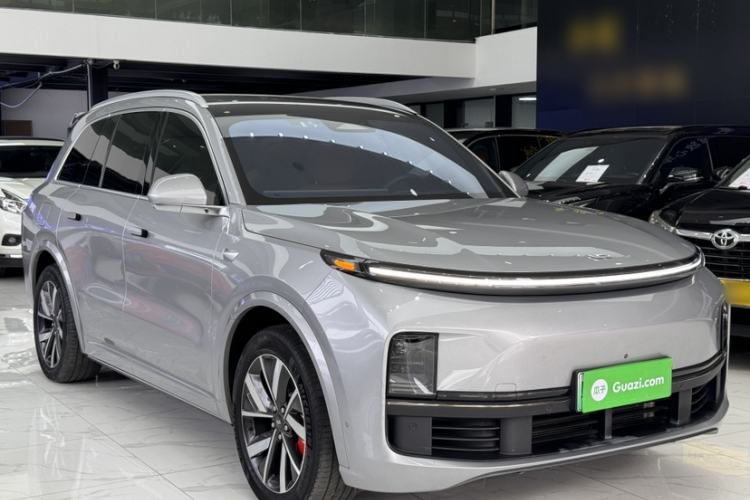 Used Li Auto L8 2023 Pro Model
