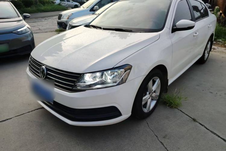 Used Volkswagen Lavida 2017 1.6L Manual Fashion Edition
